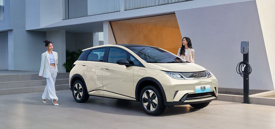 1.5L Motor Hacmi BYD Seal06 DM-i 120KM Öncü Versiyon