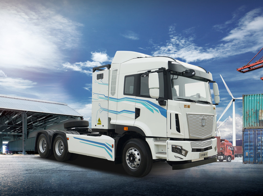 Geely Remote H7 Saf Elektrikli Traktör 6X4 Şarj ve Değiştirme Entegre Sürüm 282 kWh