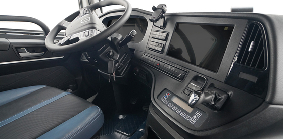 İyi Fiyat Çin yapımı Geely 282 kWh 6X4 uzaktan kumandalı H7 Dock için saf elektrikli traktör