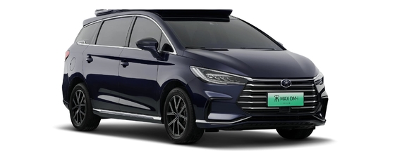 BYD'in 6 kişilik hibrit iş arabası Max Dmi