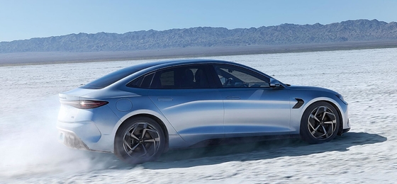 BYD Pure Electric 650km Yüksek Performanslı 4WD Coupe Seal