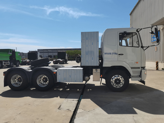 Geely Remote M5 Saf Elektrikli 6x4 Traktör 423 kWh